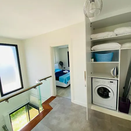 Kusadasi'nda Muhtesem Havuzlu Miray A 12 A7 B4 B10 Villa